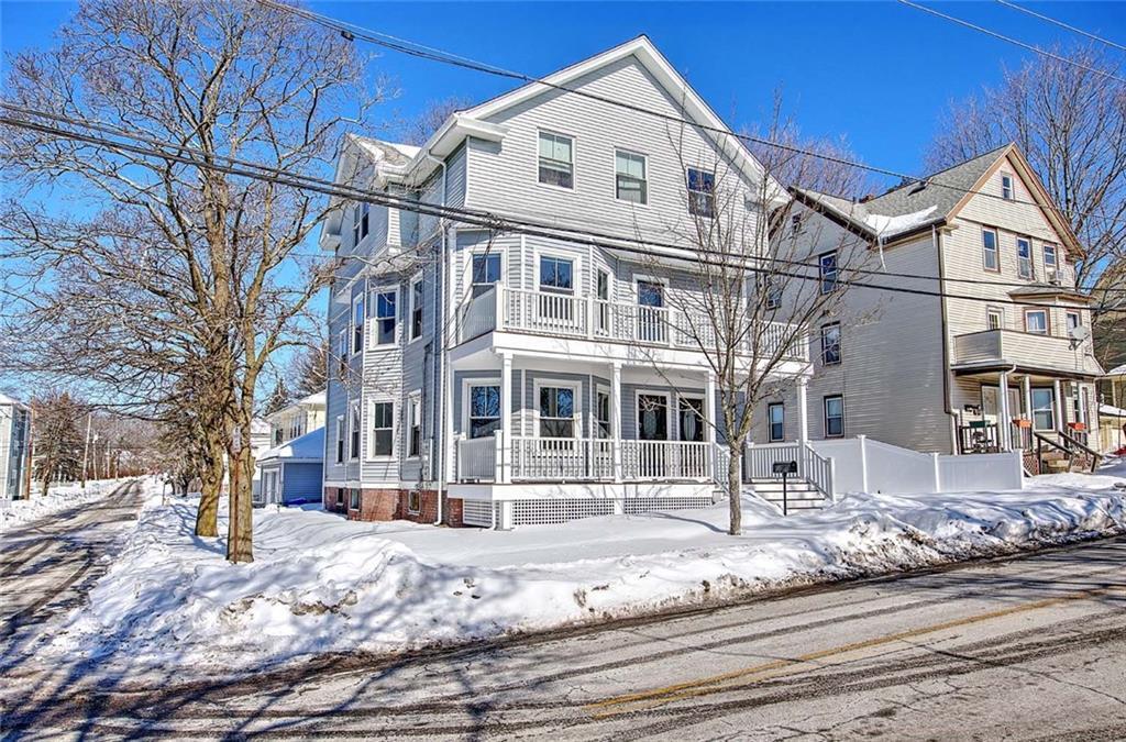 17 Pidge Ave in Pawtucket, RI - Building Photo