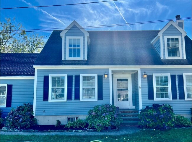 18 Acadia Ave in Hampton, NH - Building Photo - Building Photo