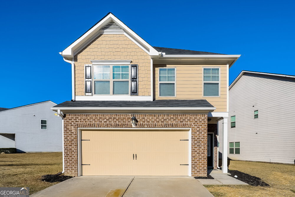 6494 Splitpine Ct in Atlanta, GA - Building Photo