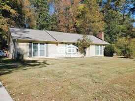 3172 Bob Cox Rd in Marietta, GA - Building Photo
