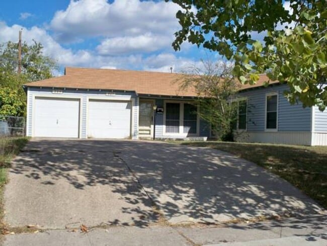 property at 807 W Dean Ave