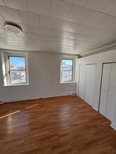 308 Bessemer Ave, Unit 2 in East Pittsburgh, PA - Building Photo - Building Photo