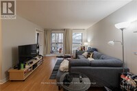 6376-6376 Bilberry Dr in Ottawa, ON - Building Photo - Building Photo