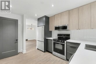 306 Riverside Dr in London, ON - Building Photo - Building Photo