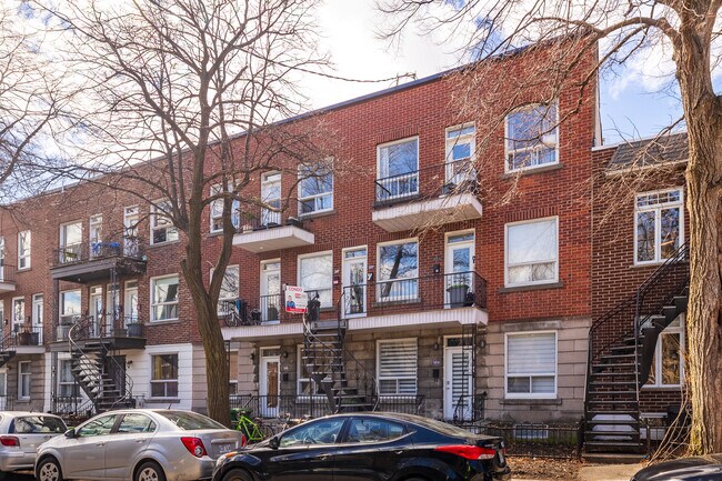 5806-5810 Des Érables Av in Montréal, QC - Building Photo - Primary Photo