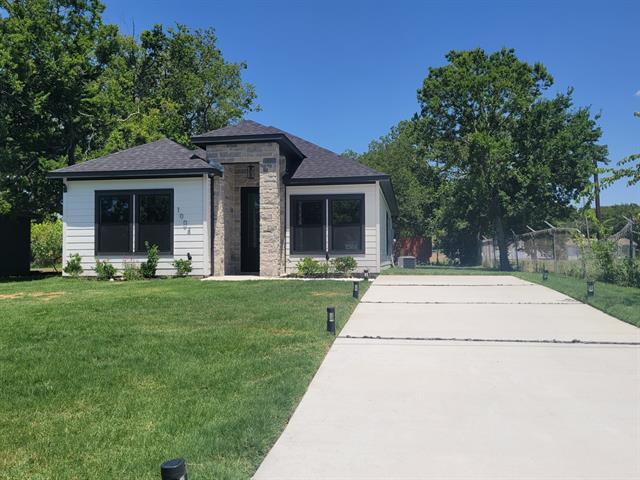 property at 1004 E 10th Ave