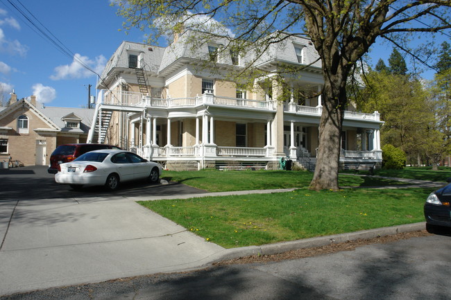 2308 W 3rd Ave in Spokane, WA - Foto de edificio - Building Photo