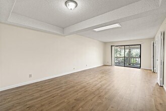 5481 Cribari Green in San Jose, CA - Building Photo - Building Photo