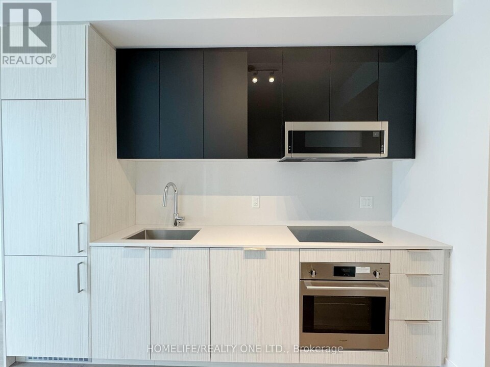 308-1308 Jarvis St in Toronto, ON - Building Photo