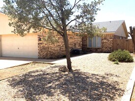 9818 Jordan Ave in Lubbock, TX - Building Photo