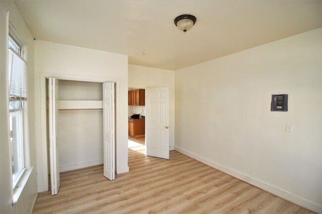 6901-6903 Belair Rd in Baltimore, MD - Building Photo - Building Photo
