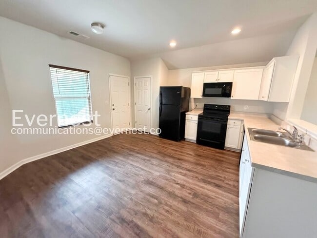 1115 Brookhaven Dr in Odenville, AL - Building Photo - Building Photo