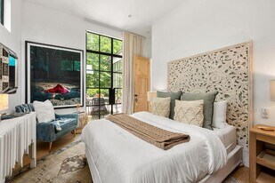 1008 Albion Ave NE in Atlanta, GA - Building Photo