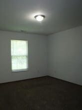 800 E Market St in Savannah, MO - Building Photo - Building Photo