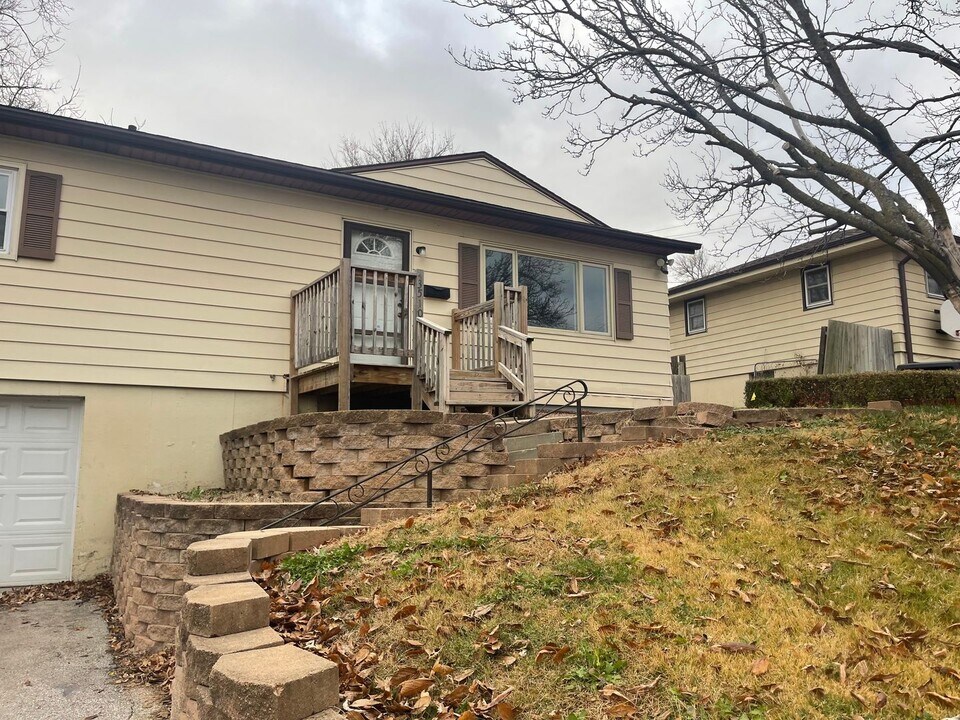3510 S 87th Ave in Omaha, NE - Foto de edificio