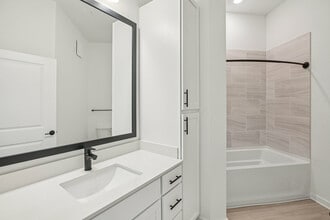 Evelyn City Lofts in Tampa, FL - Building Photo - Building Photo
