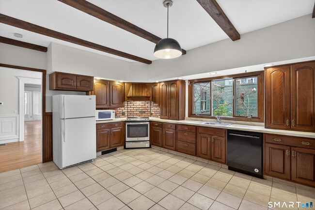 339 Willow St in New Haven, CT - Building Photo - Building Photo