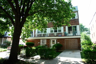 15022 Roosevelt Ave Apartments