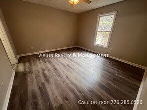 360 Wesley Chapel Rd in Villa Rica, GA - Building Photo - Building Photo