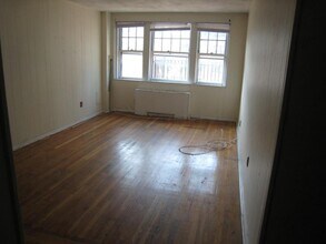 1999 Commonwealth Ave, Unit 12 in Boston, MA - Building Photo - Building Photo