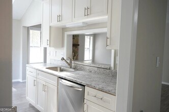 2845 Holcomb Bridge Rd in Alpharetta, GA - Building Photo - Building Photo