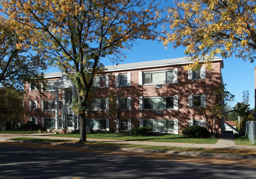 Bloomington Avenue Apartments in Minneapolis, MN - Building Photo