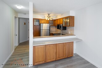 930 Kaheka St in Honolulu, HI - Building Photo - Building Photo