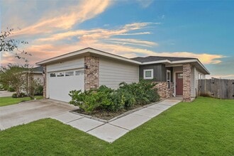 12512 Newport Arch Ln in Houston, TX - Building Photo - Building Photo