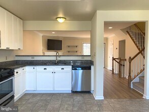 11213 Kings Crest Ct in Fredericksburg, VA - Building Photo - Building Photo