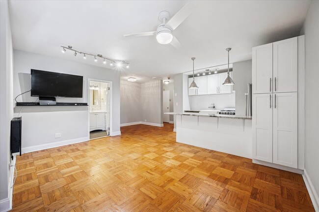 property at 2601 Pennsylvania Ave