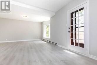 88 Pearson Ave in Toronto, ON - Building Photo - Building Photo