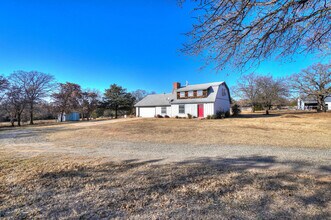 2201 N Post Rd in Arcadia, OK - Building Photo - Building Photo