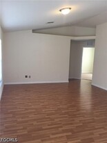 4021 28th St SW in Lehigh Acres, FL - Building Photo