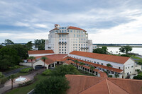 Wilmington Plantation on the Intracoastal in Wilmington Island, GA - Foto de edificio - Building Photo