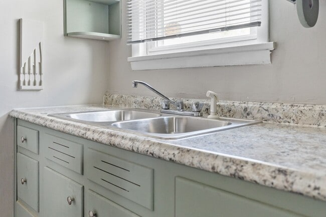 416 1st St in Monessen, PA - Building Photo - Building Photo