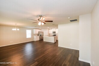 834 Riley Rd in Middleburg, FL - Building Photo - Building Photo