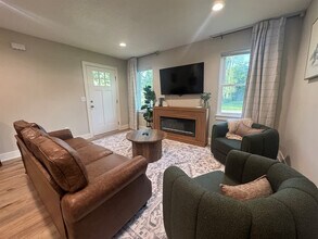 1249 Kinsmoor Ave, Unit ID1460947P in Fort Wayne, IN - Building Photo - Building Photo