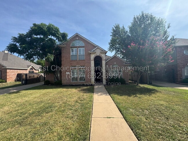 property at 3006 Upland Dr