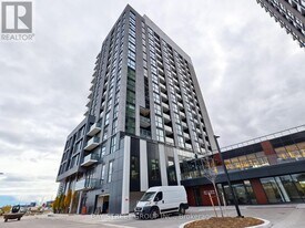 3071 Trafalgar Rd in Oakville, ON - Building Photo