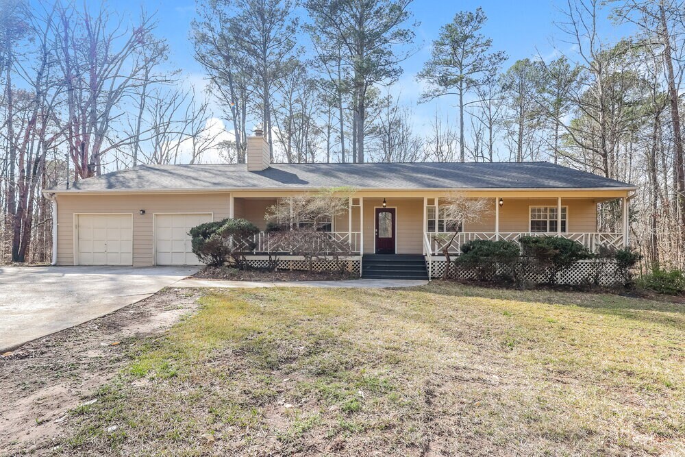 130 Maple Pl in Fayetteville, GA - Building Photo