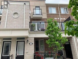 36 Daylily Ln in Kitchener, ON - Building Photo