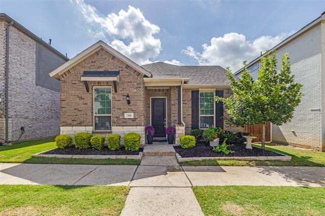 property at 708 Waterbrook Pkwy
