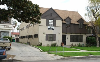 236-236 S Harvard Blvd in Los Angeles, CA - Building Photo - Building Photo