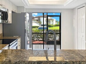 3351 Twin Lakes Terrace in Fort Pierce, FL - Building Photo - Building Photo