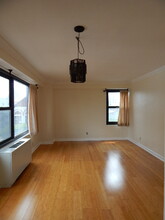 135 Montgomery St, Unit 7A in Jersey City, NJ - Building Photo - Building Photo