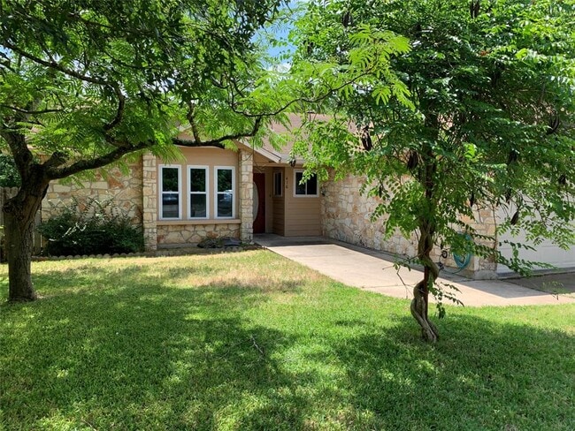property at 416 Mountain Laurel Dr