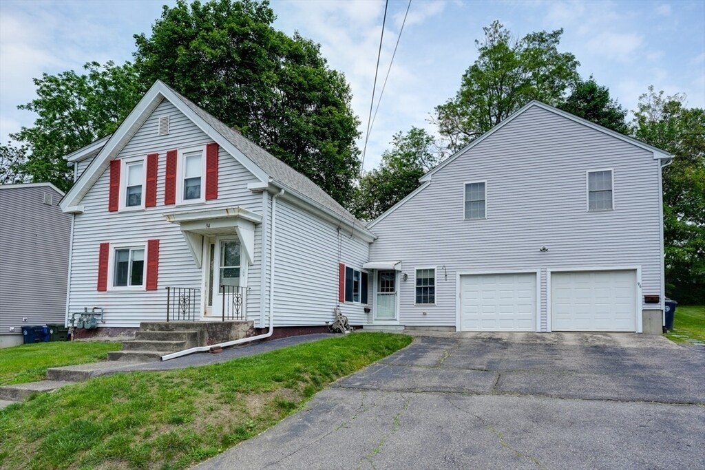 94-96-96 Neil St in Marlborough, MA - Building Photo