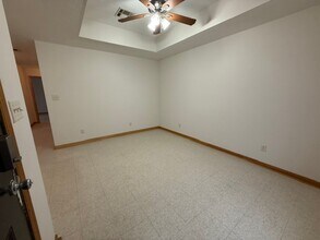 2208 N Malcolm St in Lake Charles, LA - Building Photo - Building Photo