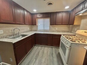 553 Mumford St in Schenectady, NY - Building Photo - Building Photo