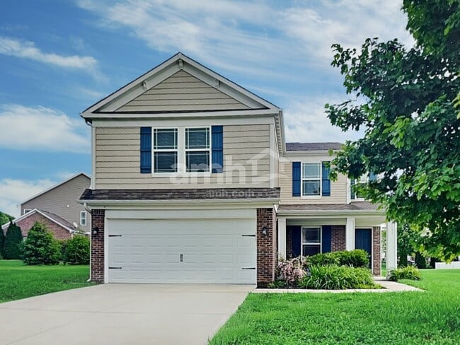 property at 7161 Lakeland Trails Blvd